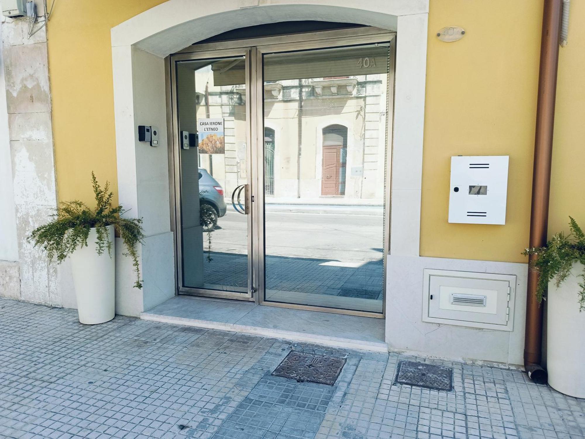 Casa Ierone L'Etneo Apartment Syracuse Ngoại thất bức ảnh